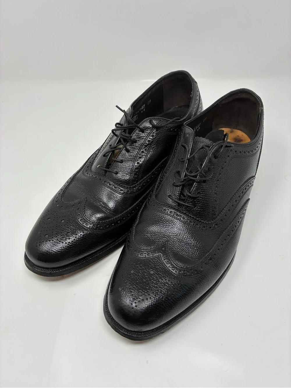 Florsheim Classic Black Genuine Leather Wingtip Oxford Dress Shoes - Men